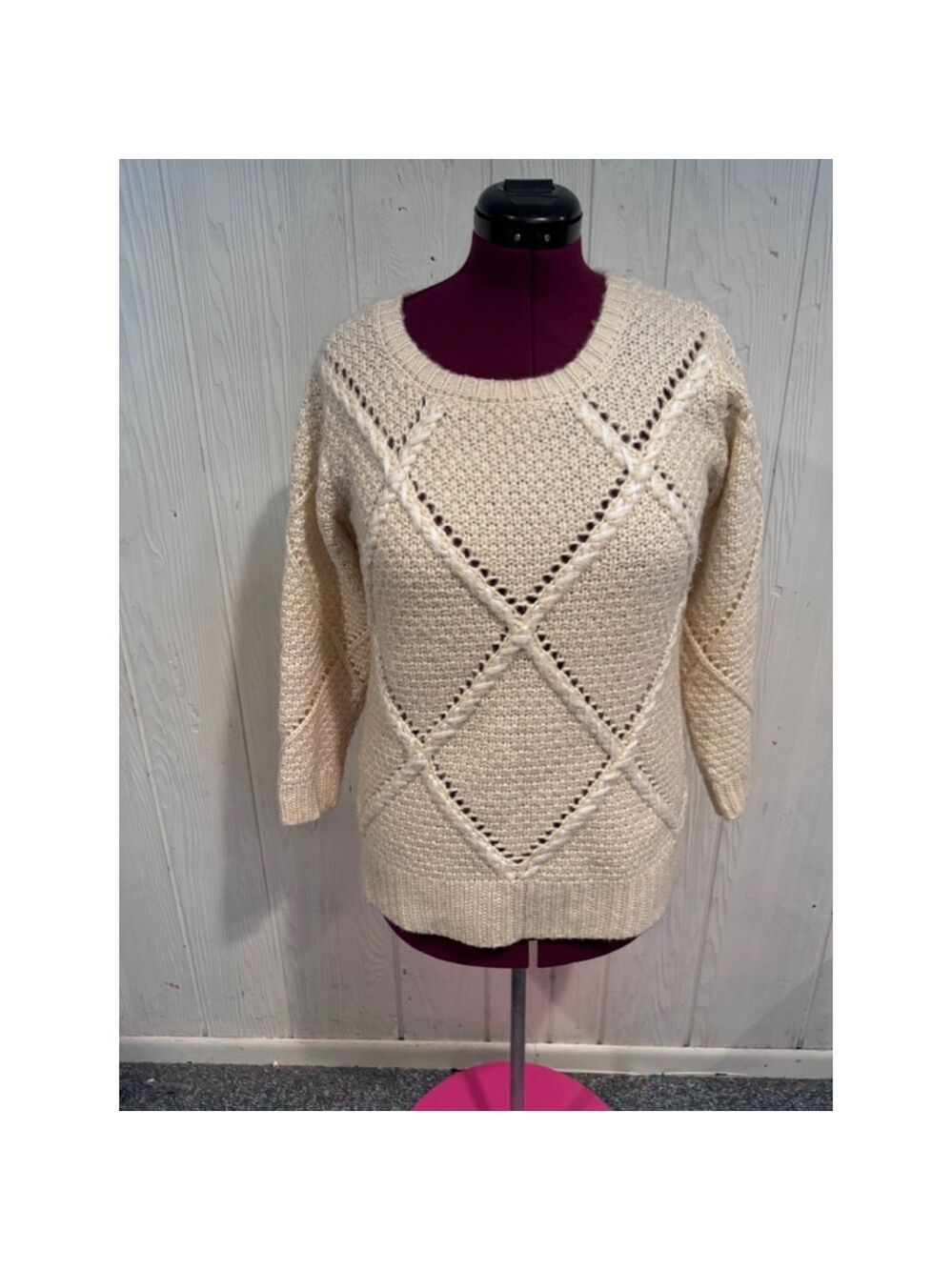 Moon River Cream Cable Knit Sweater Small